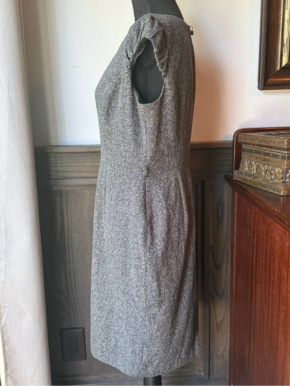 Evan Picone Gray Tweed V-Neck  Midi Dress Sz 8 - Picture 3 of 8